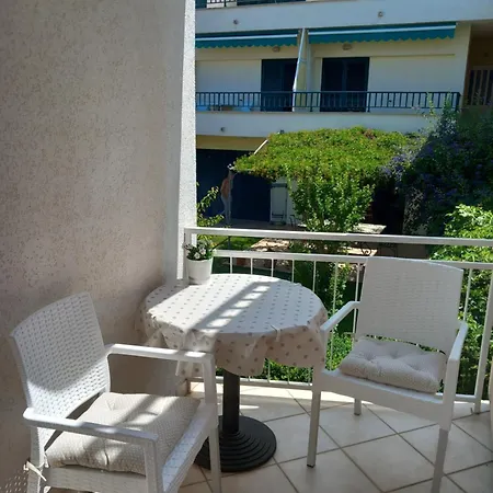 Apartment Baska Voda Apartments - Steps From The Beach, Free Parking, Central Location *