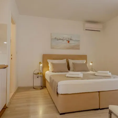 Apartment Baska Voda Apartments - Steps From The Beach, Free Parking, Central Location