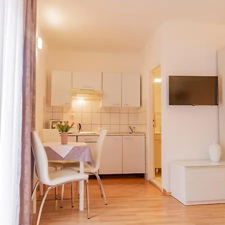 Apartment Baska Voda Apartments - Steps From The Beach, Free Parking, Central Location