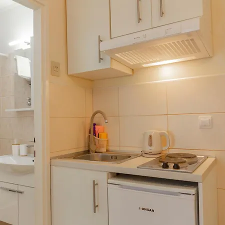 Baska Voda Apartments - Steps From The Beach, Free Parking, Central Location Apartment Baska Voda