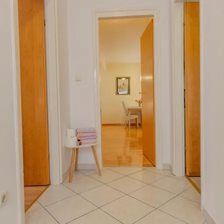 Apartment Baska Voda Apartments - Steps From The Beach, Free Parking, Central Location Baska Voda